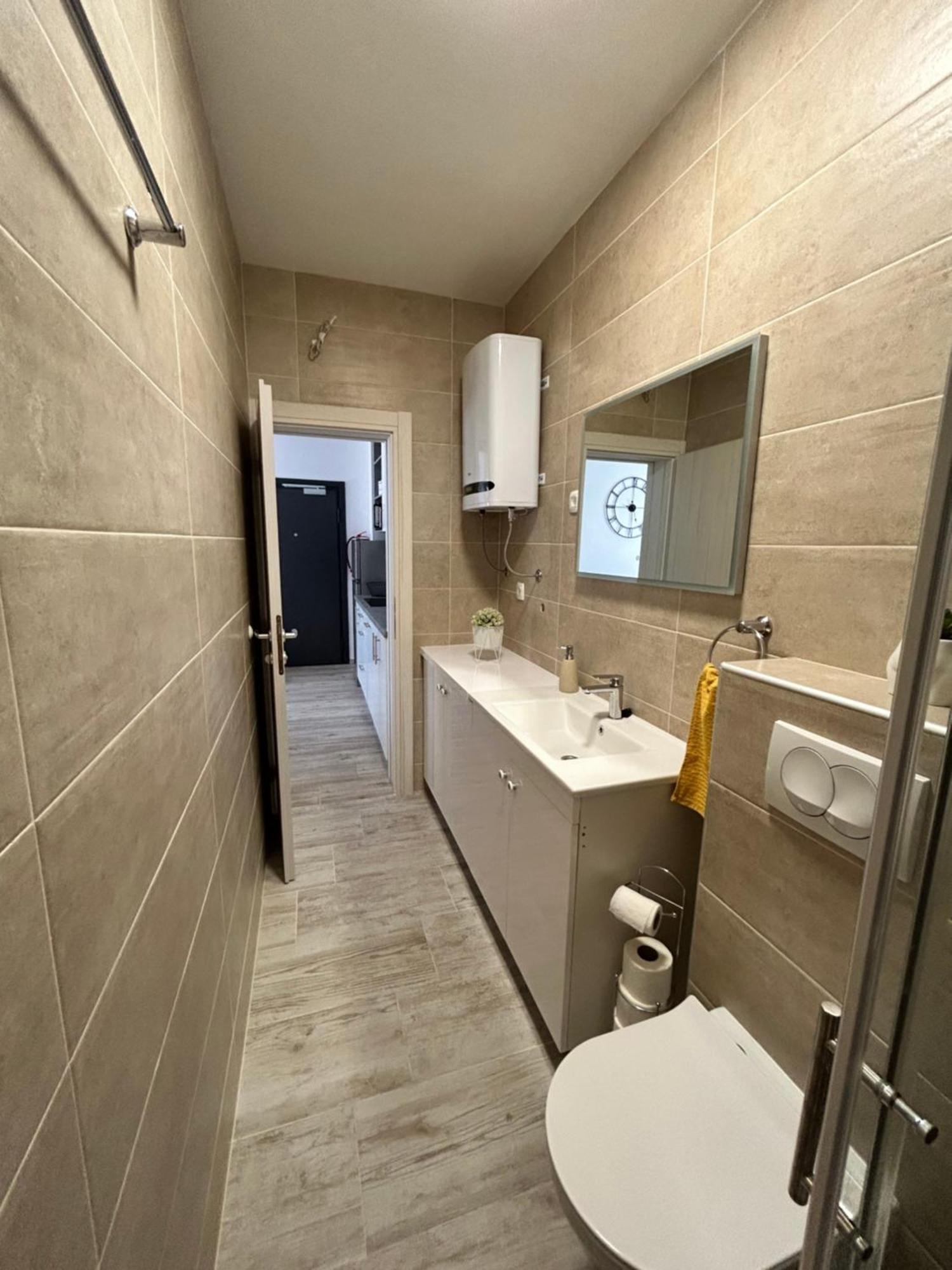 Apartments Dobrenic Vodice Eksteriør bilde