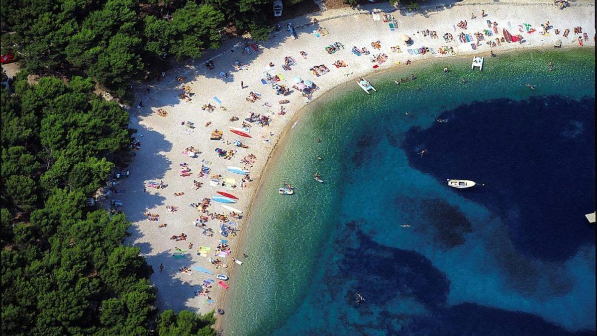 Apartments Dobrenic Vodice Eksteriør bilde